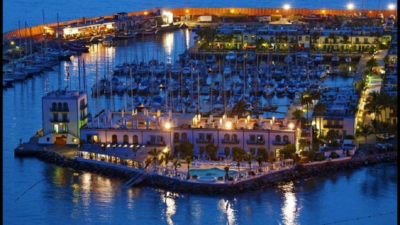 Suite Ribera Del Puerto بويرتو دي موغان المظهر الخارجي الصورة